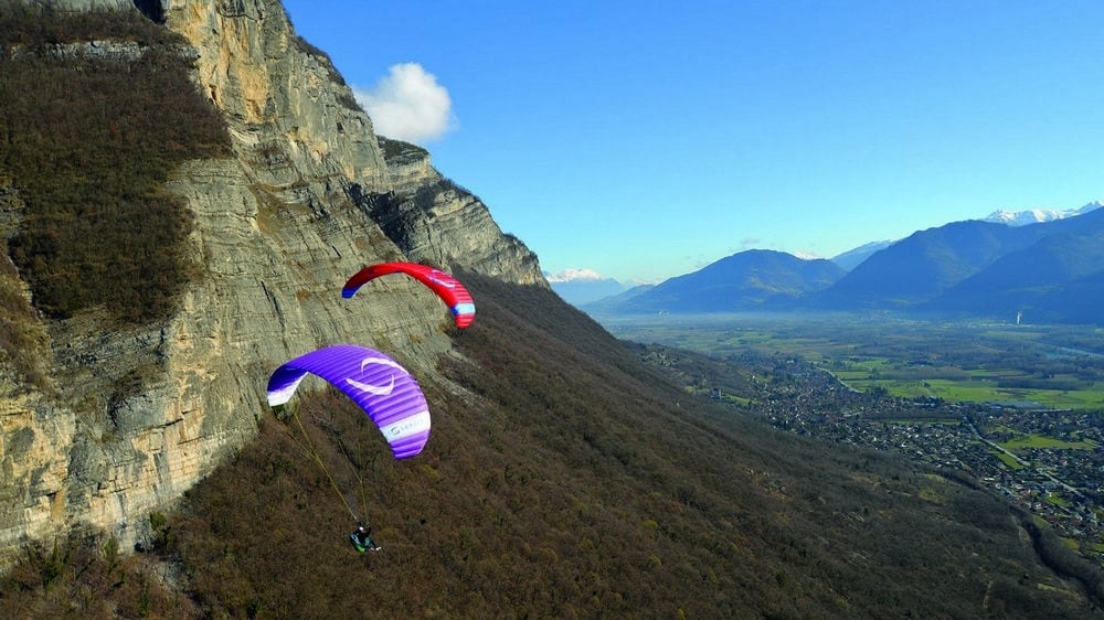 EONA 2, the perfect wing to quickly and safely learn paragliding.